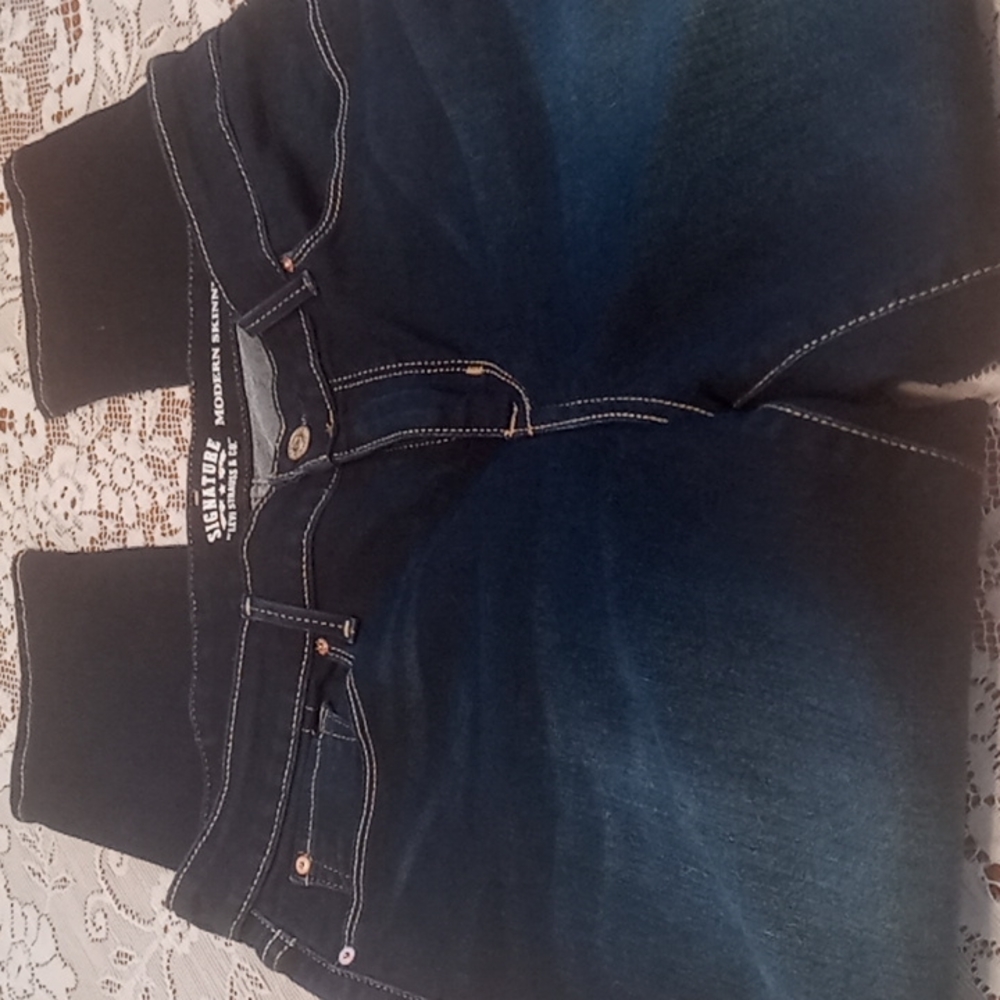 Blue jean pants